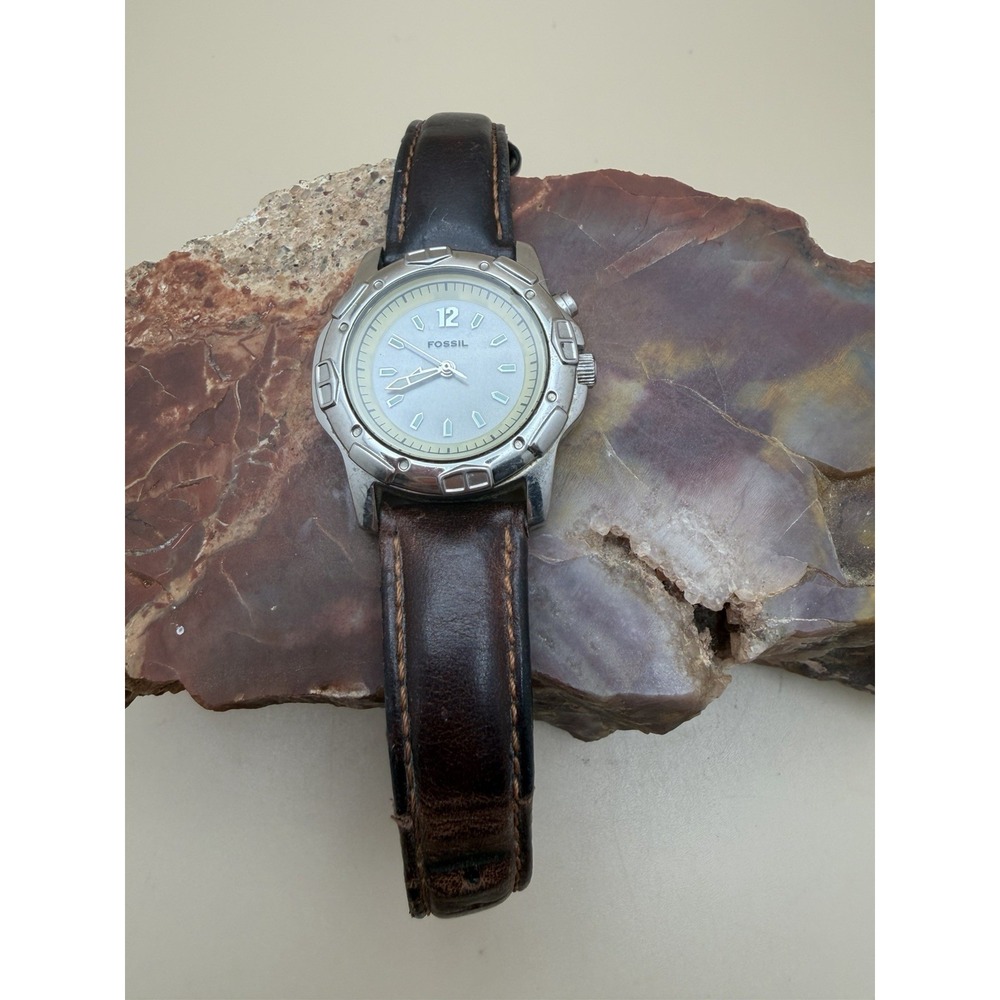 FOSSIL QUARTZ WOMENS WATCH PR-5167 NEW BATTERY BACKLIGHT NEEDS NEW BAND
